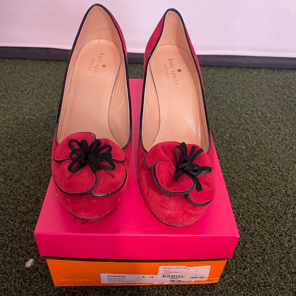 VEUC Kate Spade suede poppy heels size 8
